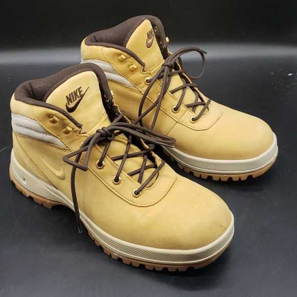 Nike ACG Other - Nike Manoa Leather Lace-up Boots ACG